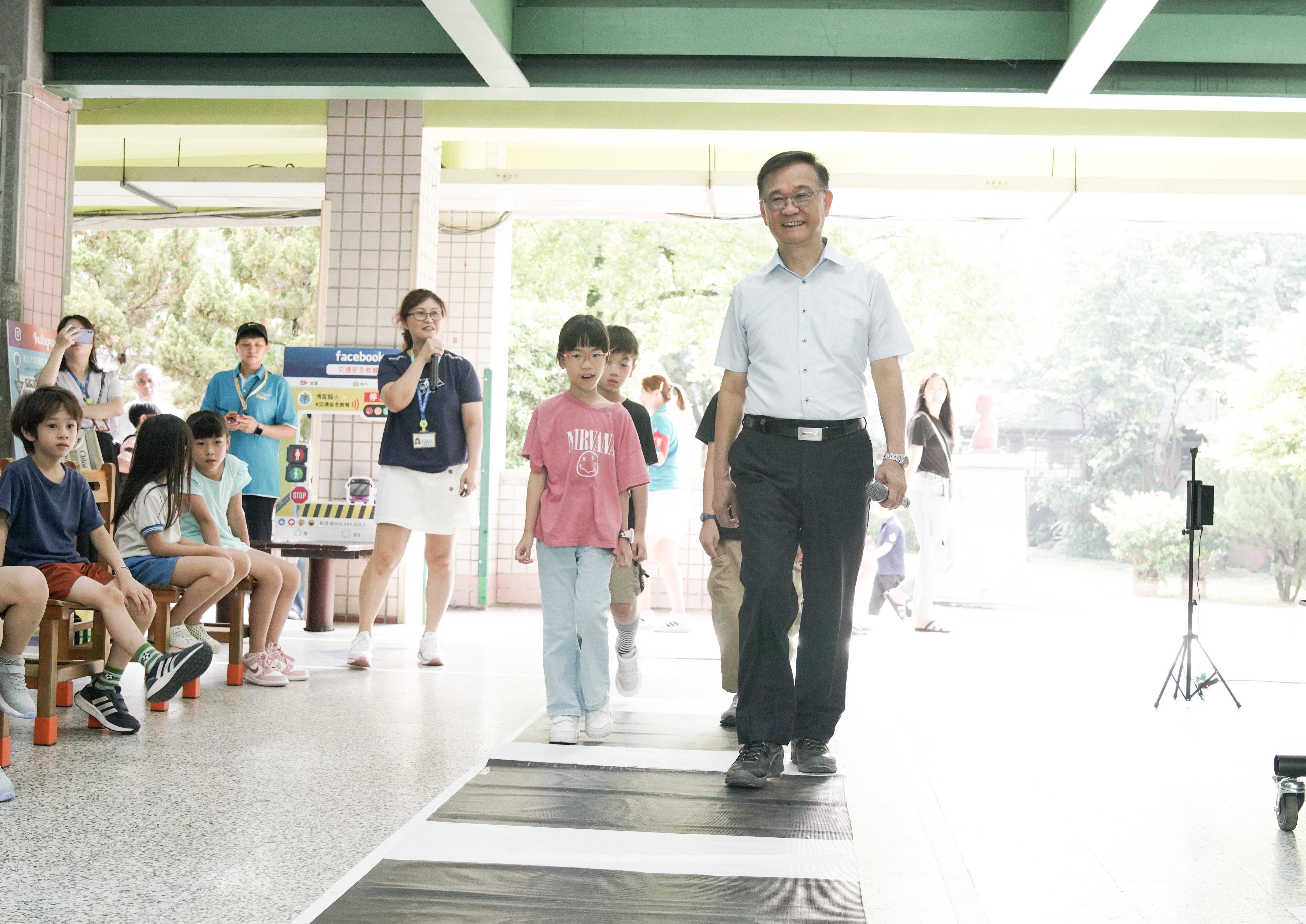 ▲▼今天中小學開學，台北市長蔣萬安及教育局長湯志民，前往博愛國小關心孩子上學情形。（圖／台北市教育局提供）