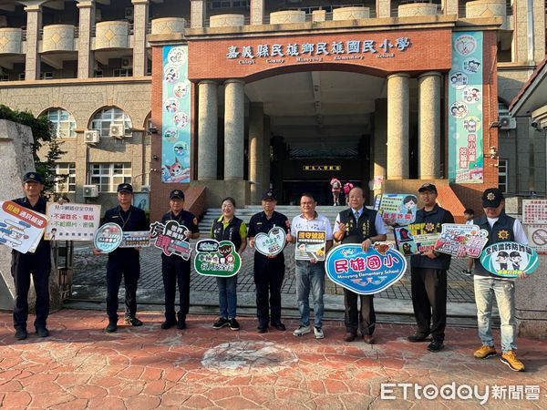 ▲▼ 【開學日！民雄警與議員民代守護學童安全!】  。（圖／民雄分局提供）