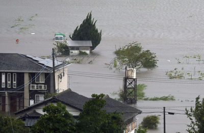 颱風珊珊襲日「釀6死125傷」　逾千棟房屋泡水中