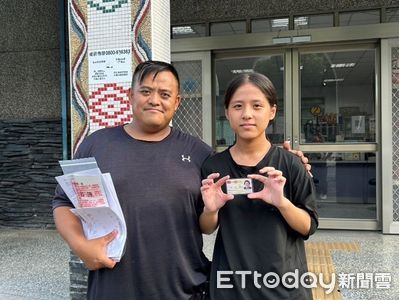 實現15年的期盼！布農族少女淚領原住民身分　叔：完成哥哥遺願