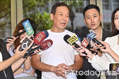 詹江村發文轟鍾小平「跟哈巴狗一樣」：不屑跟這種人為伍