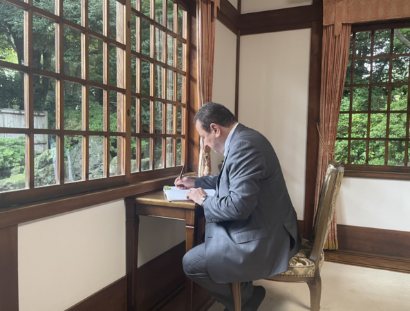 ▲▼烏克蘭駐日大使參拜靖國神社。（圖／翻攝自X）