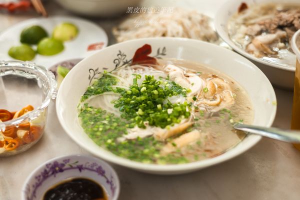 ▲▼「Phở Hòa Pasteur」米其林必比登推薦的胡志明美食。（圖／部落客黑皮提供）