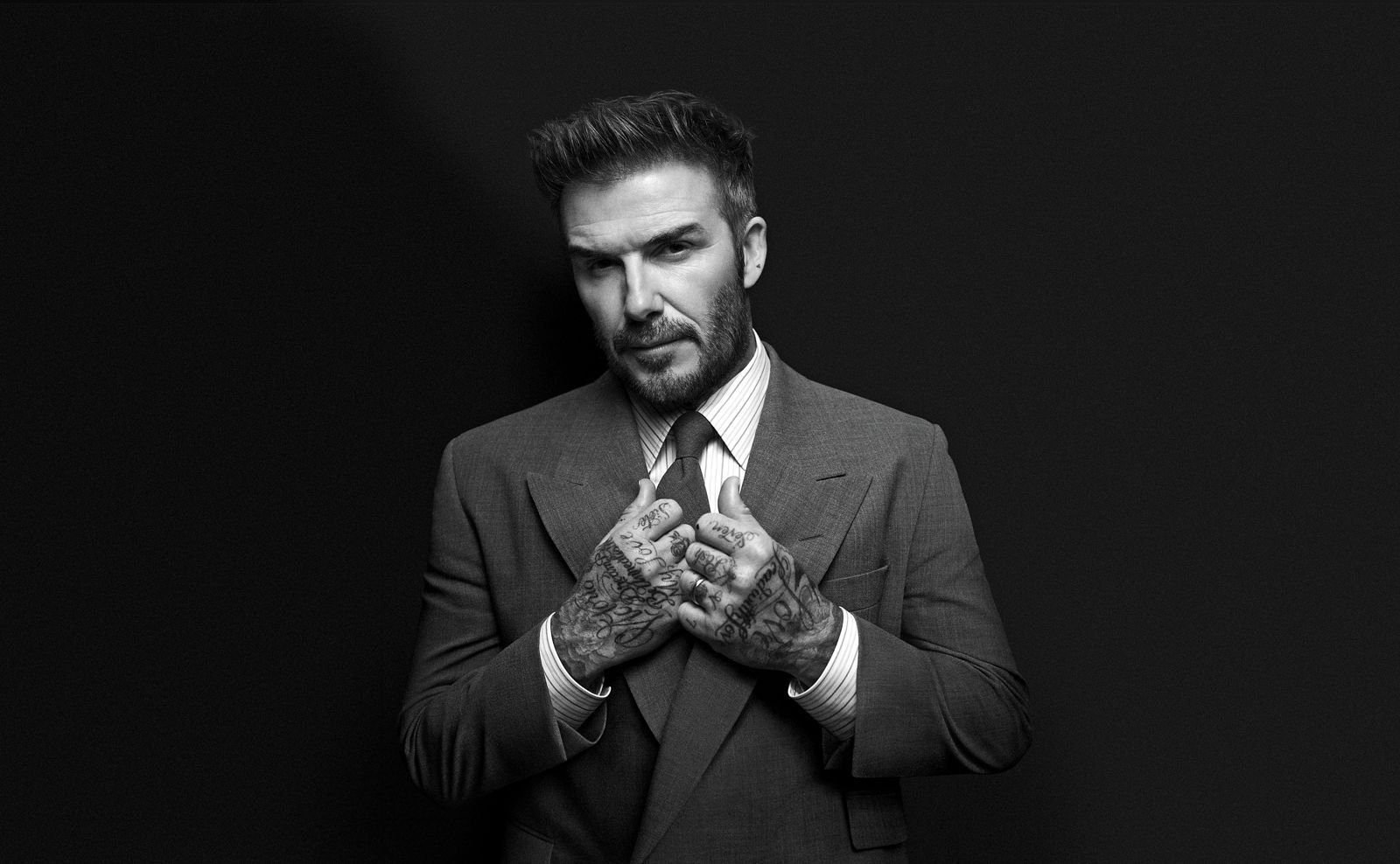 大衛貝克漢（David Beckham）加入了BOSS 2024秋冬廣告企劃的陣容。（BOSS提供）