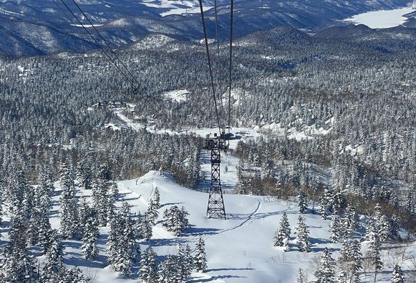 ▲▼海道大雪山旭岳、冬天雪地健行與大雪山旭岳纜車一日遊。（圖／部落客cj夫人提供）