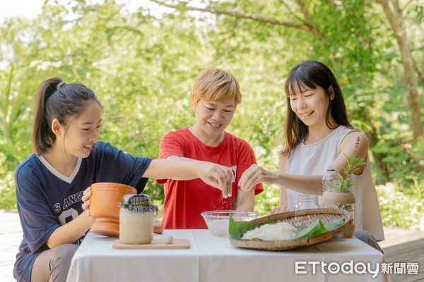 ▲「支亞干部落」，從太魯閣族婦女擅長的編織技藝文化中，感受到大自然素材的柔韌與專注手作編織的快樂。（圖／縱管處提供，下同）