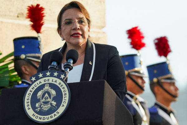 ▲▼ 宏都拉斯總統秀瑪菈．卡斯楚（Xiomara Castro）。（圖／路透）