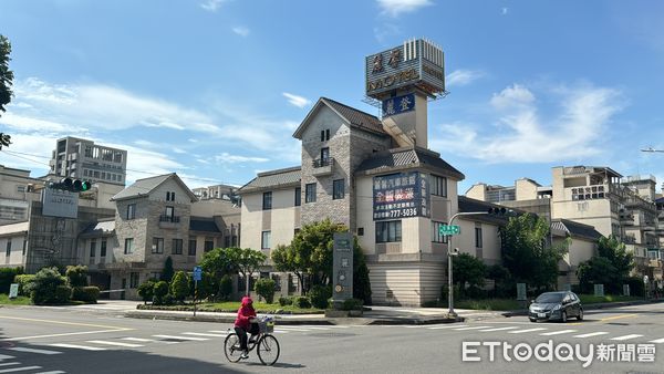 ▲▼ 高雄,鳳山,星巴克,文山特區,          。（圖／記者張雅雲攝）