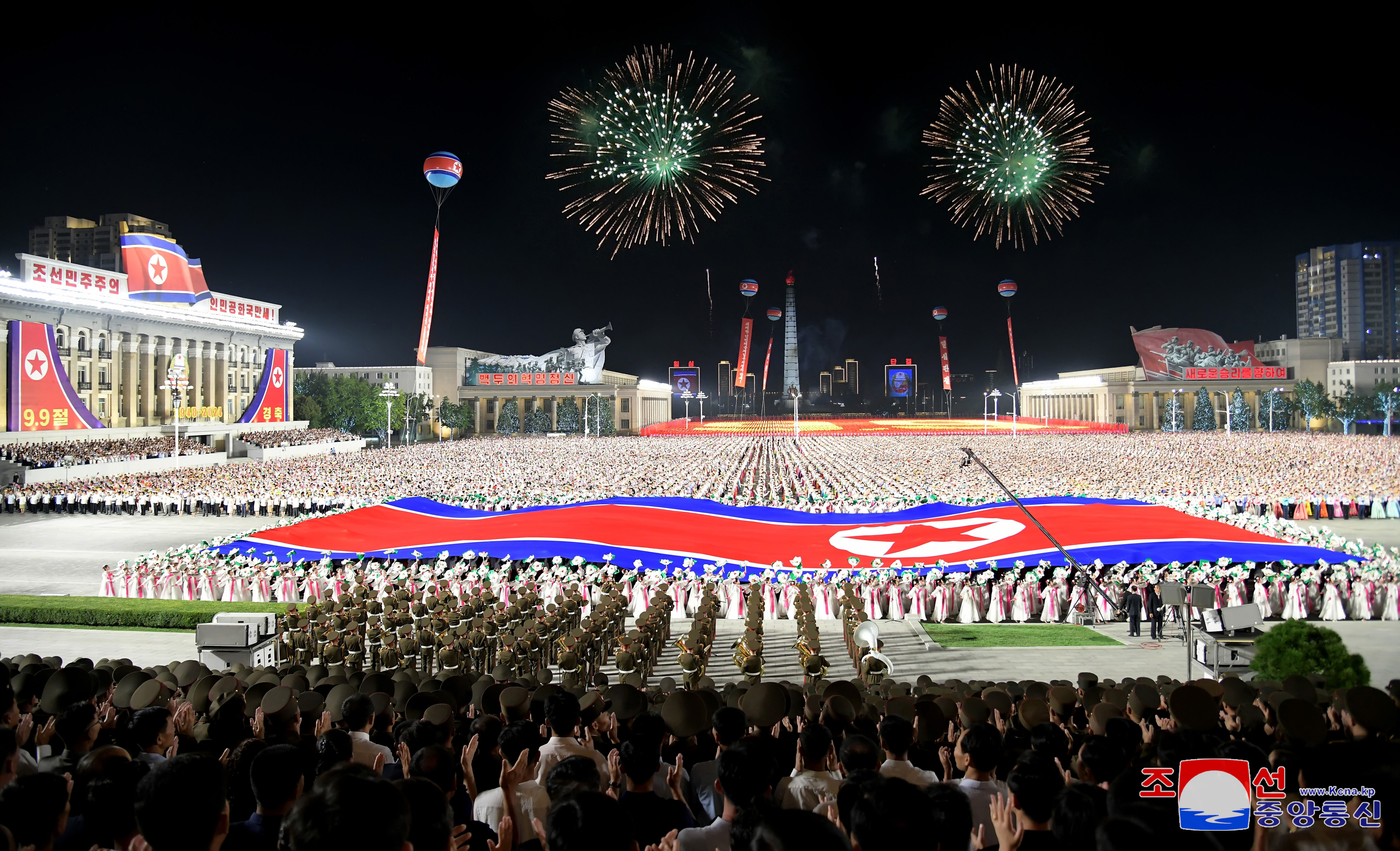 ▲▼北韓9日在平壤金日成廣場慶祝建政節，金正恩並未出席閱兵。（圖／達志影像）