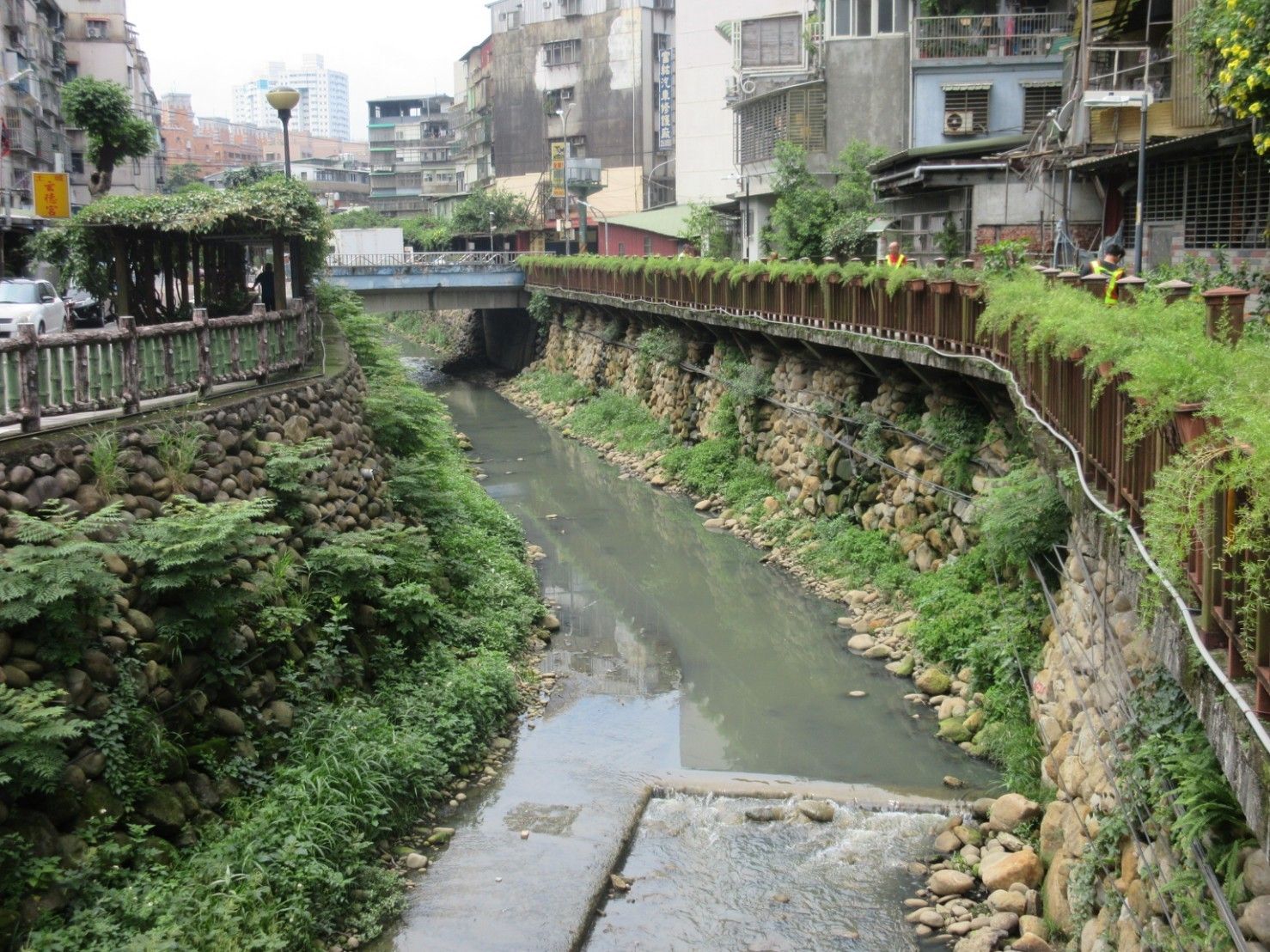 ▲改善土城區希望之河惡臭。（圖／新北市水利局提供）