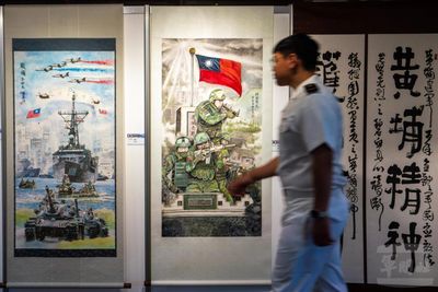 畫出海軍的「錨鍊精神」　海光美展即日起在科工館登場