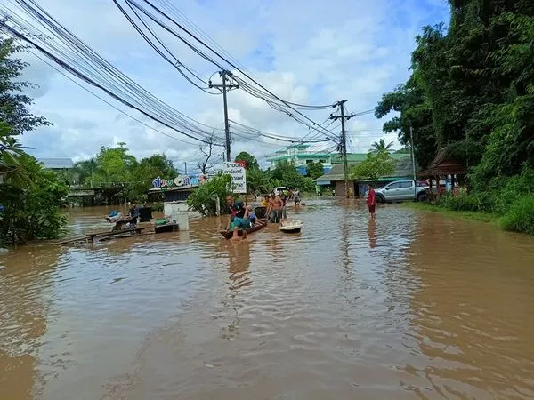 ▲▼泰國遭遇30年來最嚴重洪水。（圖／翻攝自Facebook）