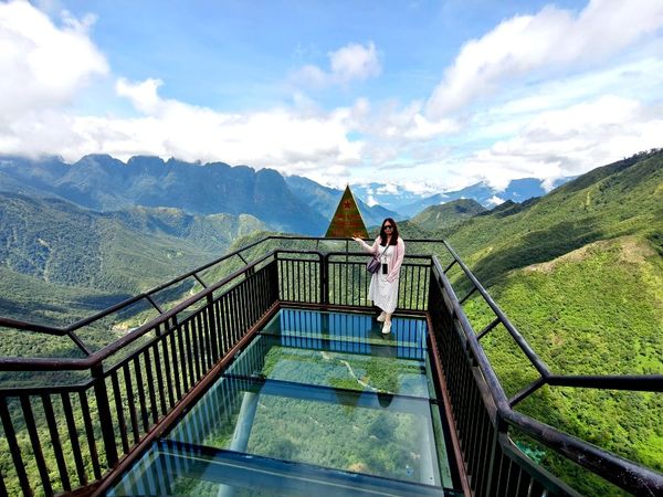 ▲▼龍雲玻璃天空步道，北越沙壩熱門景點、高海拔透明天空步道超刺激。（圖／大口提供）