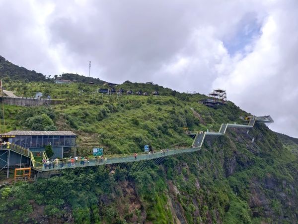 ▲▼龍雲玻璃天空步道，北越沙壩熱門景點、高海拔透明天空步道超刺激。（圖／大口提供）