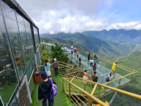 ▲▼龍雲玻璃天空步道，北越沙壩熱門景點、高海拔透明天空步道超刺激。（圖／大口提供）