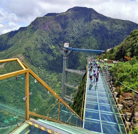 ▲▼龍雲玻璃天空步道，北越沙壩熱門景點、高海拔透明天空步道超刺激。（圖／大口提供）