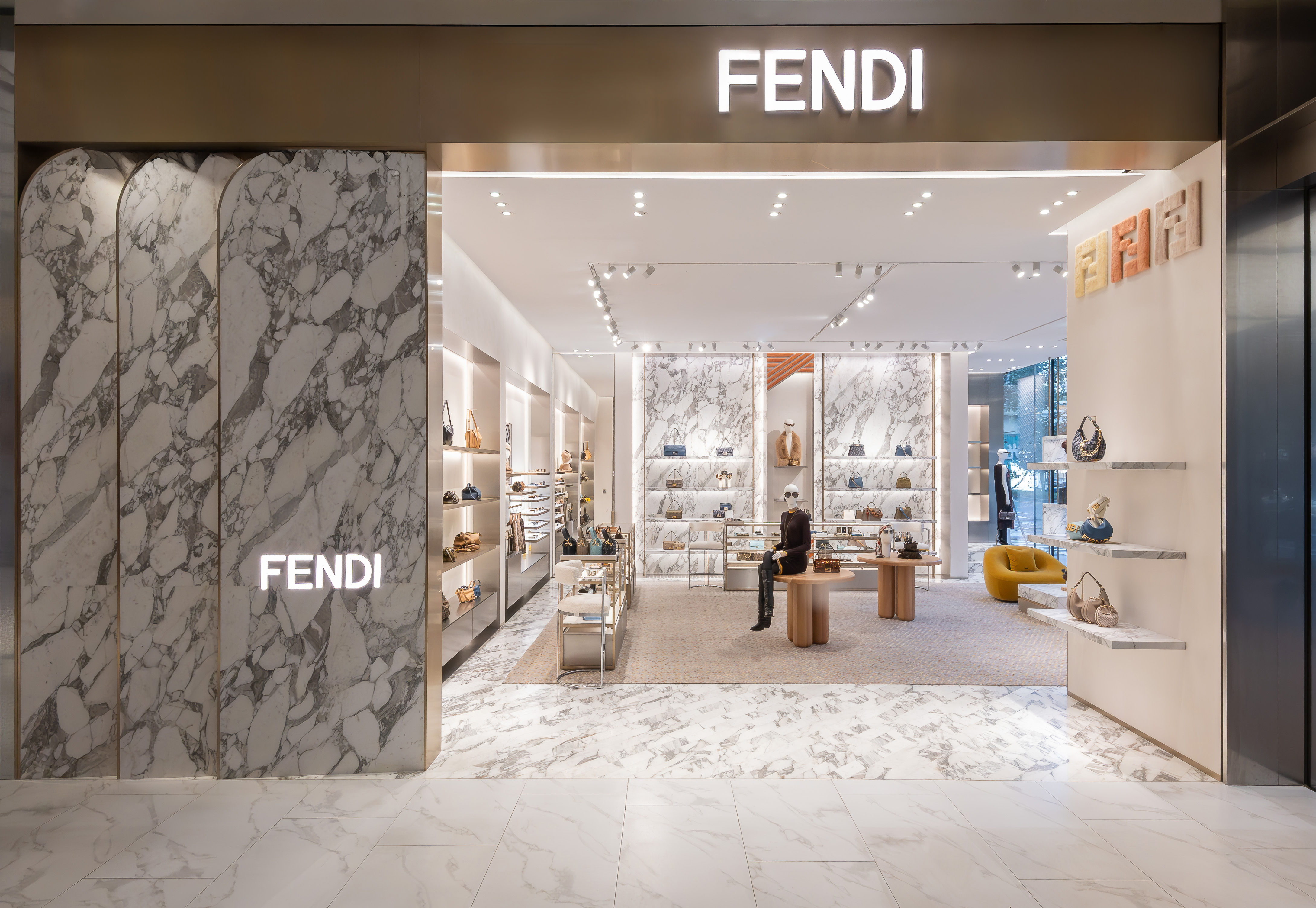 ▲▼  fendi 。（圖／品牌提供）