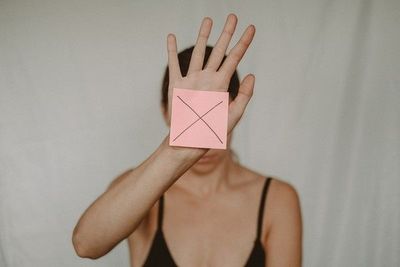 師兄猥褻女信徒！摸胸噁喊：這是大蓮花　還想傳「陽性甘露」