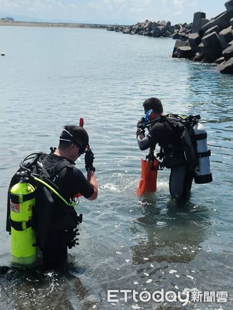 ▲海巡署出動大批人員搜救王姓船長             。（圖／第五岸巡隊提供）