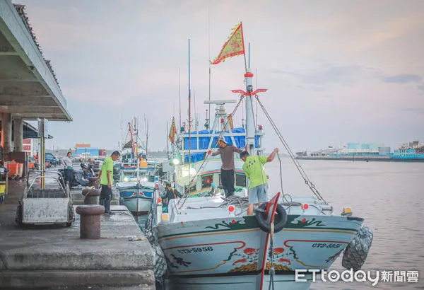 ▲▼澎湖第三漁港澎湖魚市場，澎湖漁船，澎湖漁民。（圖／記者蔡玟君攝）