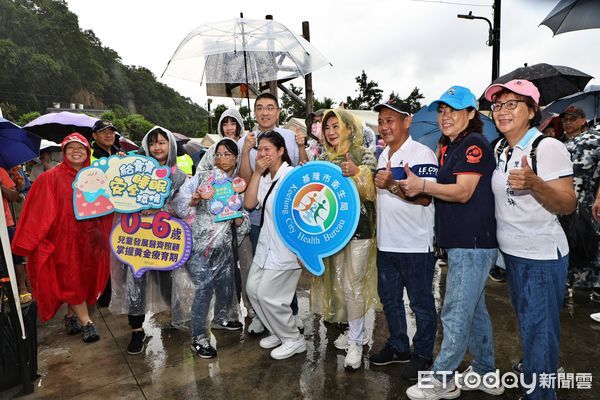 ▲山與海音樂廳白米甕砲台登場。（圖／記者郭世賢翻攝）