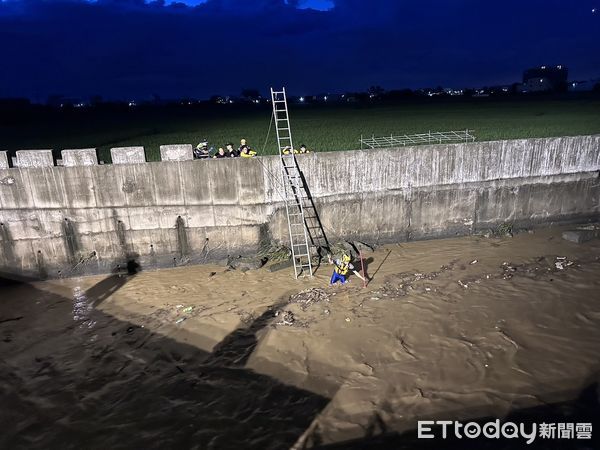 ▲彰化花壇鄉1名阿公跌落圳溝下落不明。（圖／記者唐詠絮翻攝）