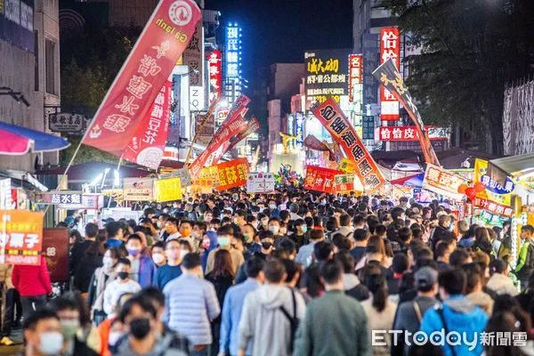 ▲▼   嘉義地區最強景點文化路夜市稱冠 。（圖／嘉義市政府提供）