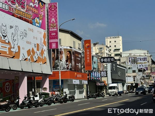 ▲▼逢甲NET搬家,逢甲商圈             。（圖／記者陳筱惠攝）