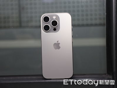 iPhone電量狂噴?快改5個隱藏設定!網驚:手機螢幕朝下放超省電