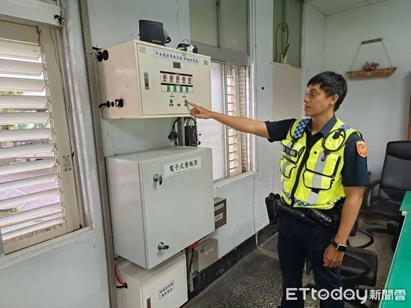 ▲20日舉行防空警報系統發布海嘯警報試放演練。（圖／記者楊漢聲翻攝）