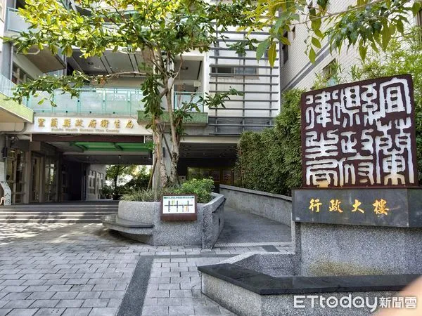 ▲羅東鎮某越式料理小吃店爆食物中毒案，宜蘭衛生局已令業者於調查期間暫停供應餐食。（圖／記者游芳男攝）