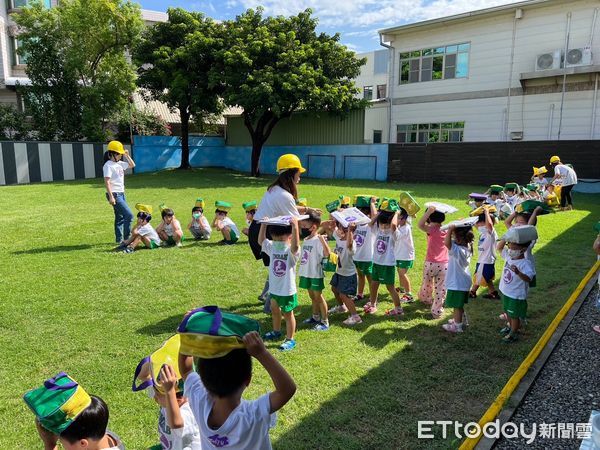 ▲台南市佳里區公所與佳里分局、消防局第三救災救護大隊佳里消防分隊及轄內私立勁寶兒唯馨幼兒園師生們，攜手合作共同實施全校園災害防救演練。（圖／記者林東良翻攝，下同）