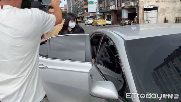 ▲▼警方追出國際毒包裹從瑞士進口，出面取貨車手竟是香港黑幫和勝和派出的香港人。（圖／記者邱中岳翻攝）