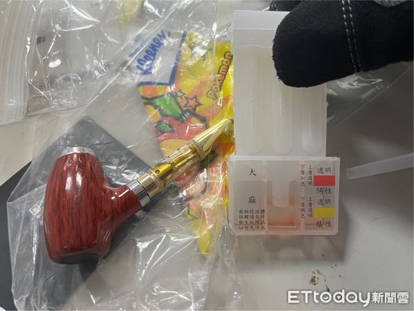 ▲▼他自創咖啡品牌，倉庫藏大麻自用，但沒想到被員工偷賣遭警方鎖定。(圖／記者邱中岳翻攝）