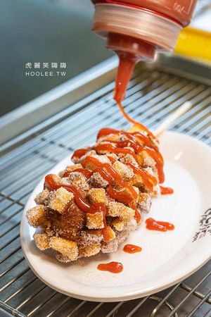 ▲▼大韓米熱狗(高雄)韓國老闆開的店，激推血腸豬肉湯飯，必吃馬鈴薯莫札熱狗及醬螃蟹。（圖／虎麗提供）