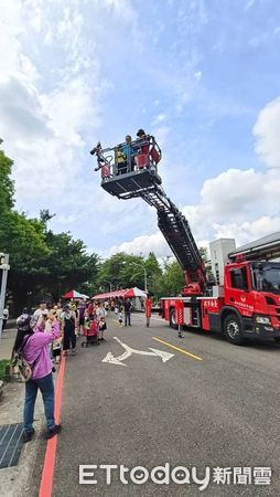 ▲台南市教育局21日國家防災日，在水交社文化園區舉辦親子防災教育共遊共學嘉年華。（圖／記者林東良翻攝，下同）