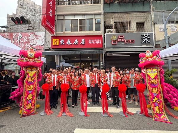 東森房屋南屯好市多加盟店熱鬧開幕（圖／東森房屋提供）