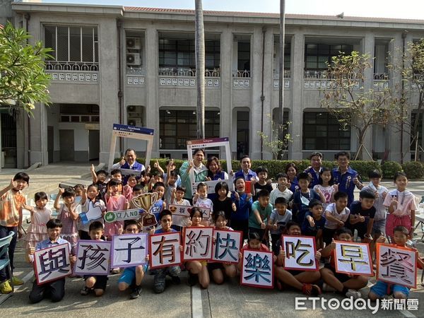 ▲台南市2024年由立人國小及西門實驗小學兩所學校，以校為本位的品德教育特色課程，榮獲教育部品德教育特色學校肯定。（圖／記者林東良翻攝，下同）