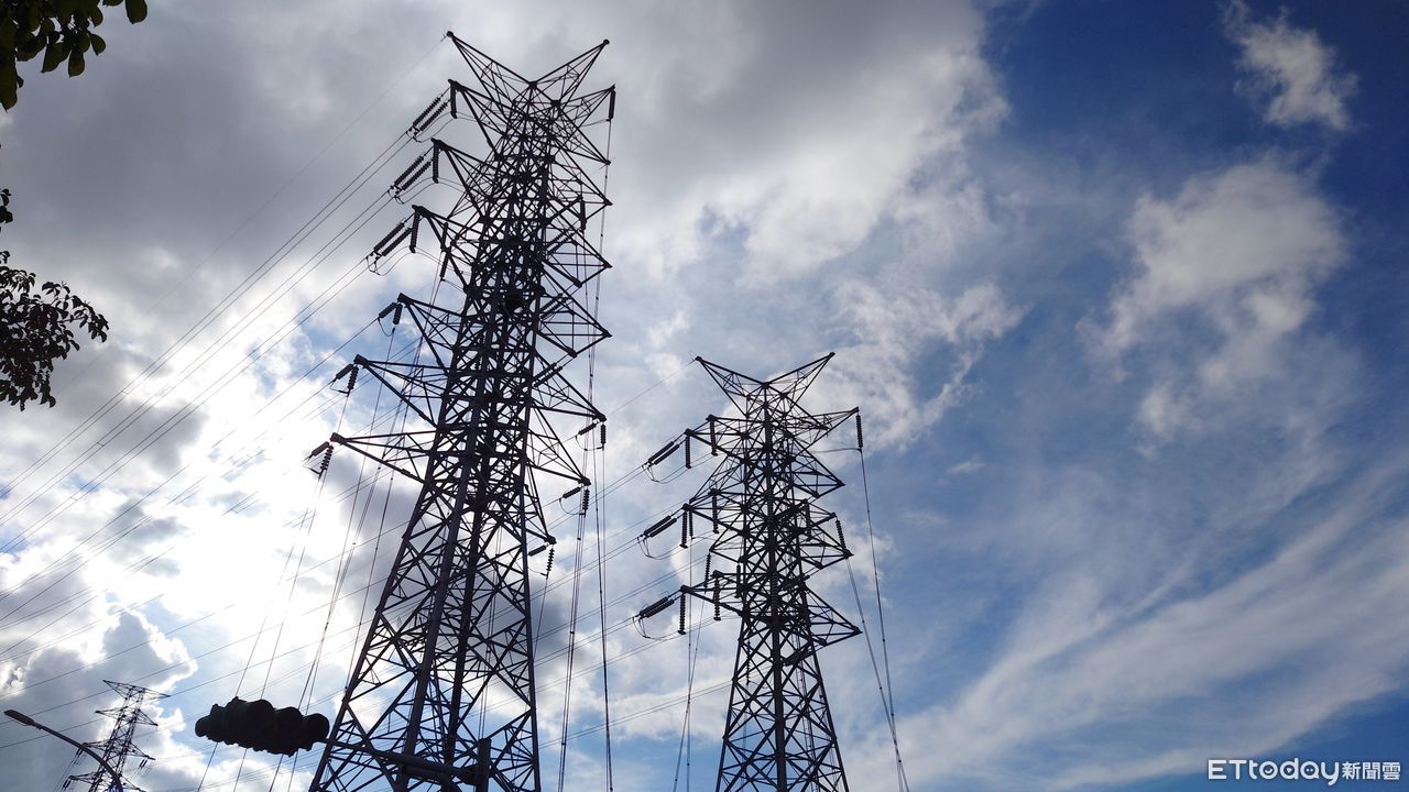 台灣電價貴? 5張圖一次看!兩岸電價、國民可支配所得比一比