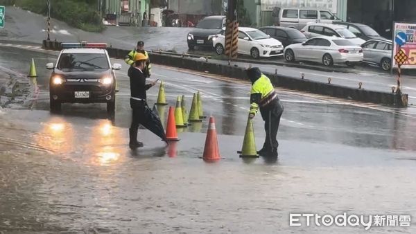 ▲▼基隆淹水             。（圖／記者郭世賢翻攝）