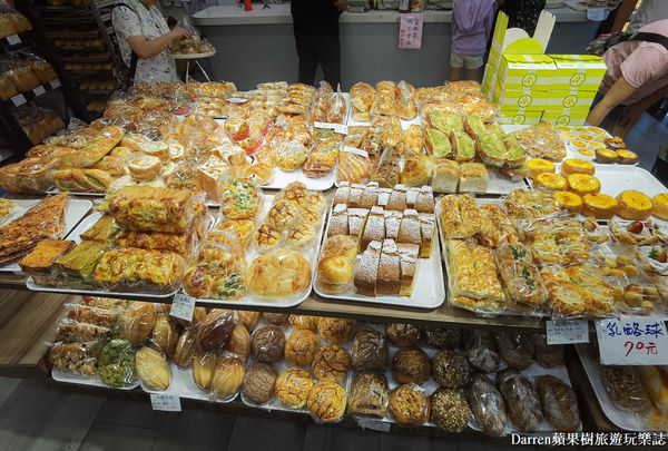 ▲▼和泰興食品，板橋必買超像三層肉的布丁條。（圖／Darren蘋果樹旅遊玩樂誌提供）