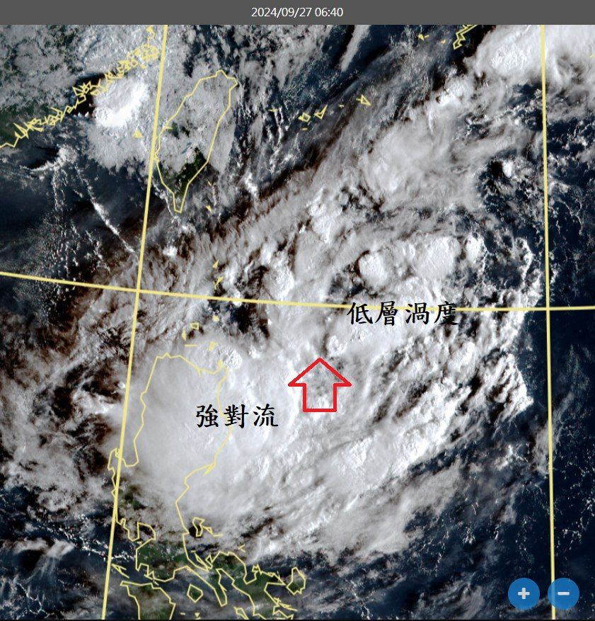 ▲▼雲圖上有個低雲環繞旋轉中心在箭頭處發展，算是環流與對流已開始搭配起來。（圖／鄭明典臉書）