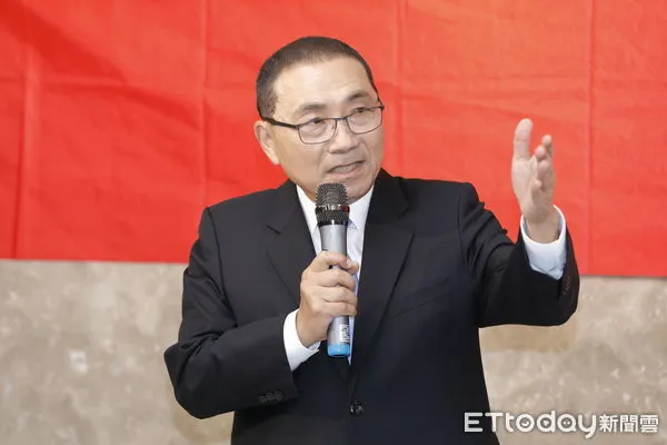 ▲▼新北聯醫三重院區負壓隔離病房年久失修，在疾管署及新北市府的經費挹注下重新整建，並在27日舉行揭牌儀式。新北市長侯友宜、疾管署長莊仁祥、聯醫院長項正川共同舉行揭牌儀式。（圖／記者湯興漢攝）