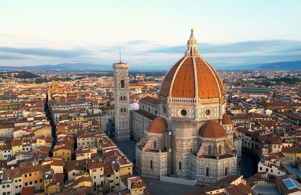 ▲▼九州鵜戶神宮，佛羅倫斯大教堂 (Duomo di Firenze)聖瑪麗大教堂。（圖／易飛旅遊提供）