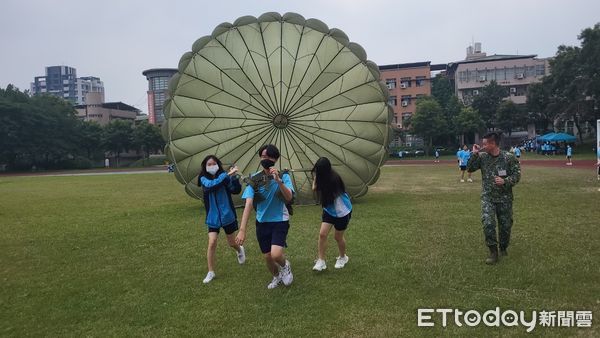 ▲南投高中安排學生體驗。（圖／南投縣政府提供，下同）