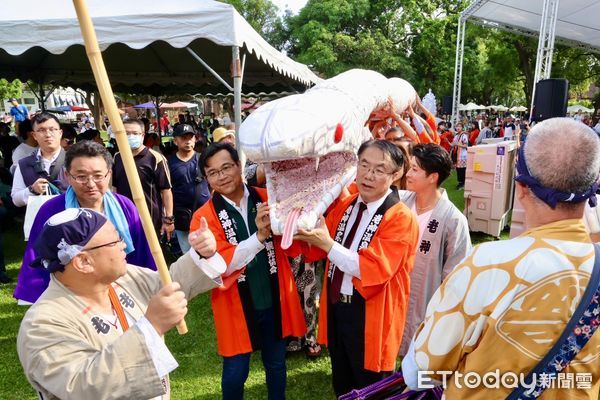 ▲2024總爺和風文化祭-群馬縣傳統工藝特展，29日下午於麻豆總爺藝文中心開幕。（圖／記者林東良翻攝，下同）