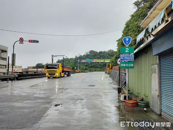 ▲山陀兒颱風影響，蘇花路廊蘇澳段，今日9時預警封閉「只出不進」、中午12時封閉道路。（示意圖／記者游芳男攝）