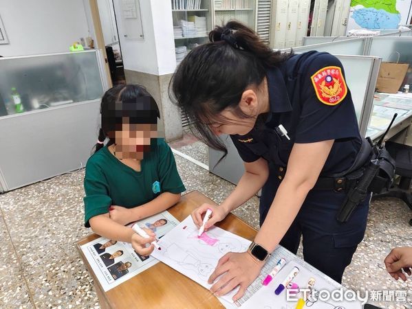 ▲▼   失蹤女家庭生活陷困頓　中埔暖警急難救助展愛心    。（圖／中埔分局提供）