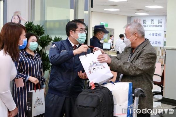 ▲台南市長黃偉哲市長爭取台南機場國際航班不遺餘力，順利促成台南-胡志明市航線12/12起復飛。（圖／記者林東良翻攝，下同）