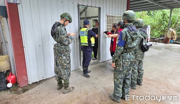 ▲土石流紅黃色警戒區內住戶「預警性撤離」。（圖／記者楊漢聲翻攝）